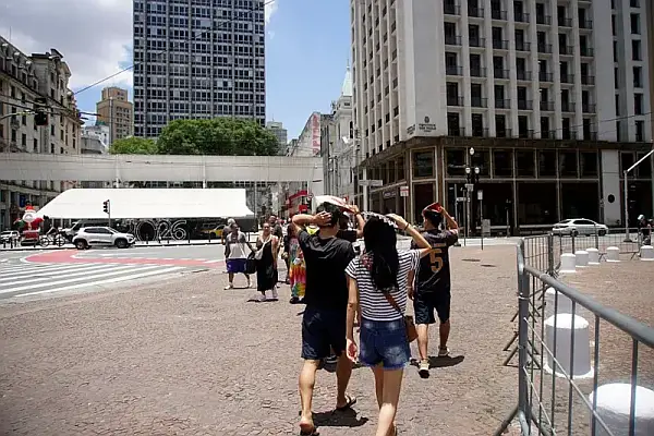 Centro de São Paulo, uma das cidades afetadas por onda de calor.