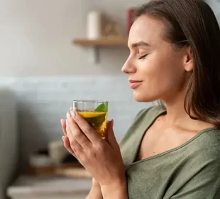 Chás naturais ajudam a desacelerar o corpo e a aliviar desconfortos comuns