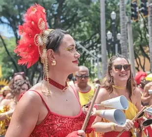 Campanha contra assédio sexual no carnaval tem adesão de 18 estados